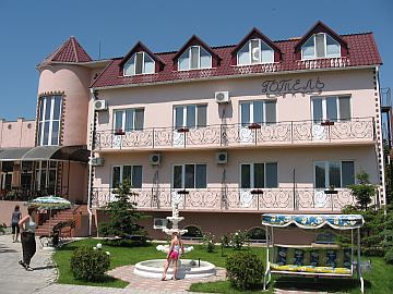 Готель Орхідея в Генічеську - перший сертифікований готель в Генічеську